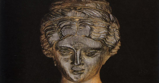 Particolare della bambola del corredo di Crepereia Tryphaena Particolare della bambola del corredo di Crepereia Tryphaena