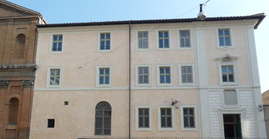 Galleria d’Arte Moderna di Roma Capitale, facciata in Via Francesco Crispi 