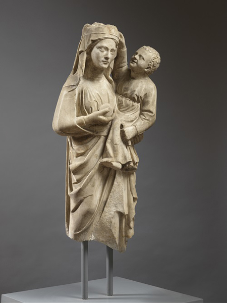 Nicola da Monteforte, 1311 Madonna con Bambino scultura frammentaria in marmo, Benevento Museo del Sannio