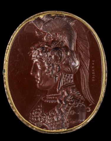 Gemma di Aspasios. Dalla collezione Rondinini, Diaspro rosso, Seconda metà del I secolo a.C., Roma, Museo Nazionale Romano, inv. 108684. “Su concessione del Ministero della cultura - Museo Nazionale Romano”