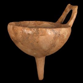 Imbuto - Scavo di Pyrgos: inizio II millennio a.C. (Museo del Distretto di Limassol)